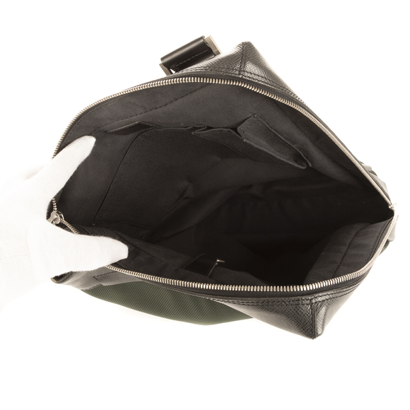 Louis Vuitton Sayan - Picture 7 of 9